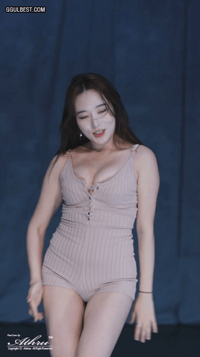 377477f83bfb4541d3699529203216cb_1753261368_0723.gif